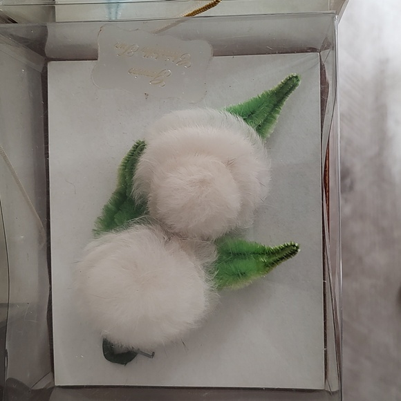 Genuine chinchilla corsage - Picture 6 of 8